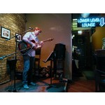 Phil Circle singer-songwriter "MINUTES TO CIRCLE"
